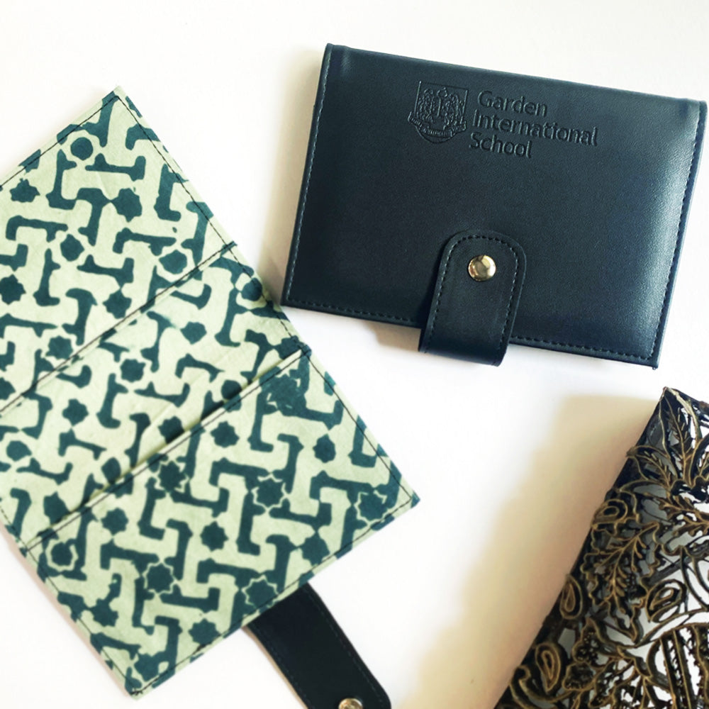 GIS | PASSPORT COVERS