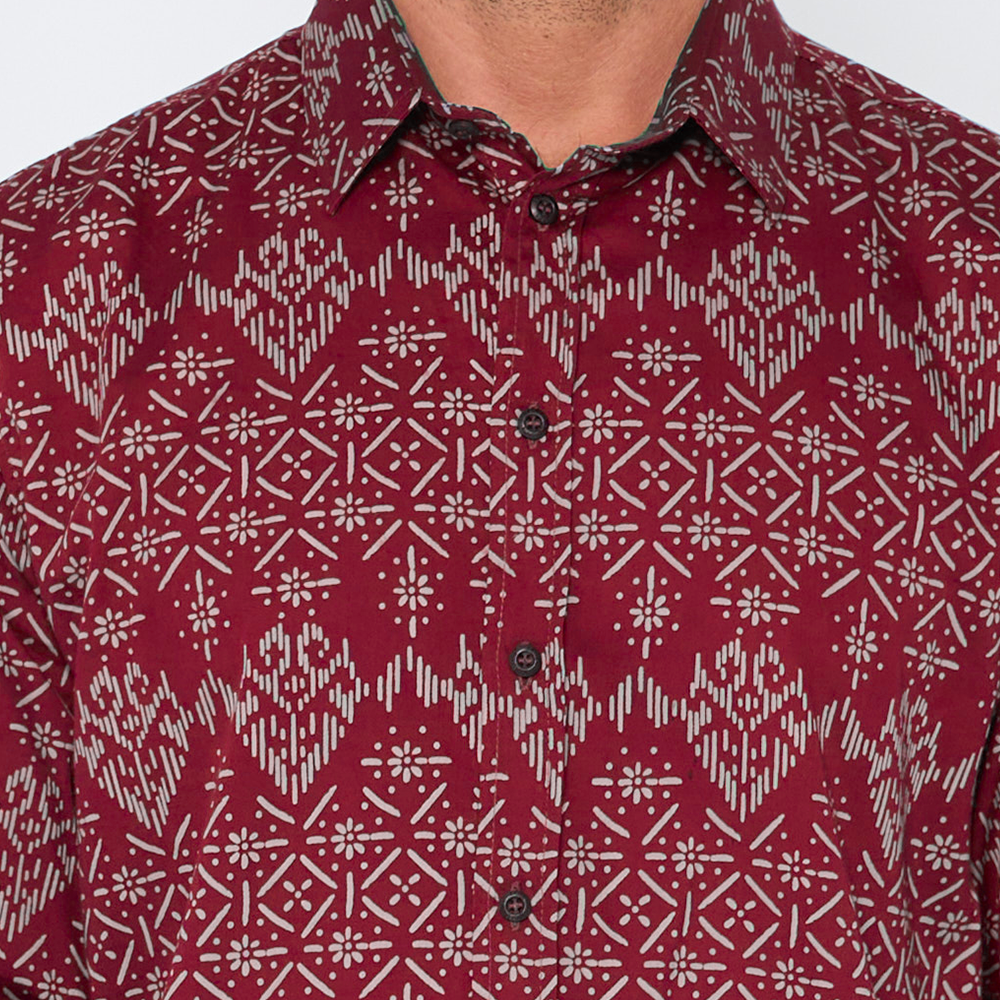 (SALE) Men's Long-Sleeved Batik Shirt - Crimson Anyam