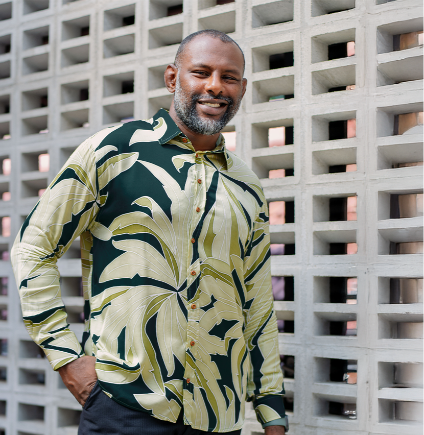 Men's Long-Sleeved Batik Shirt - Forest Palma