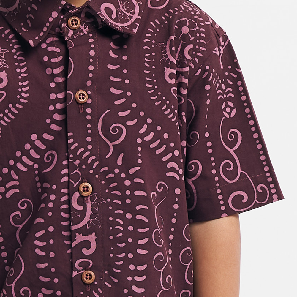 BatikBoyShirt_GarnetPetola_2.png