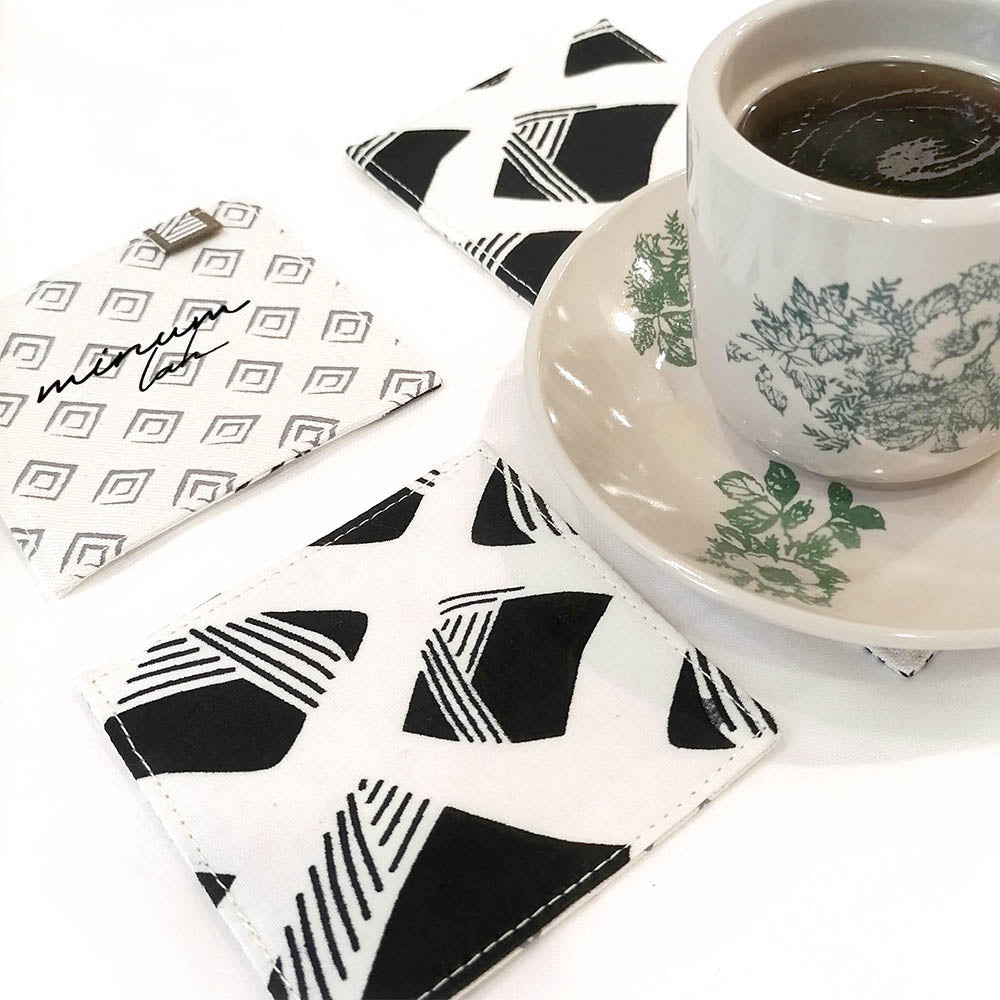 BatikCoasterSet_Reversible_-NasiLemak-lifestyle