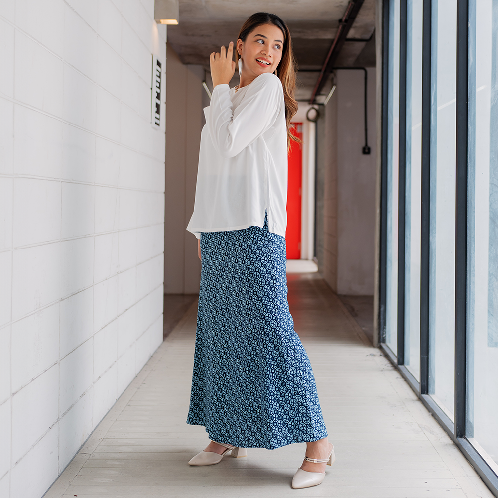 Batik Skirt - Navy Lemang - Batik Boutique