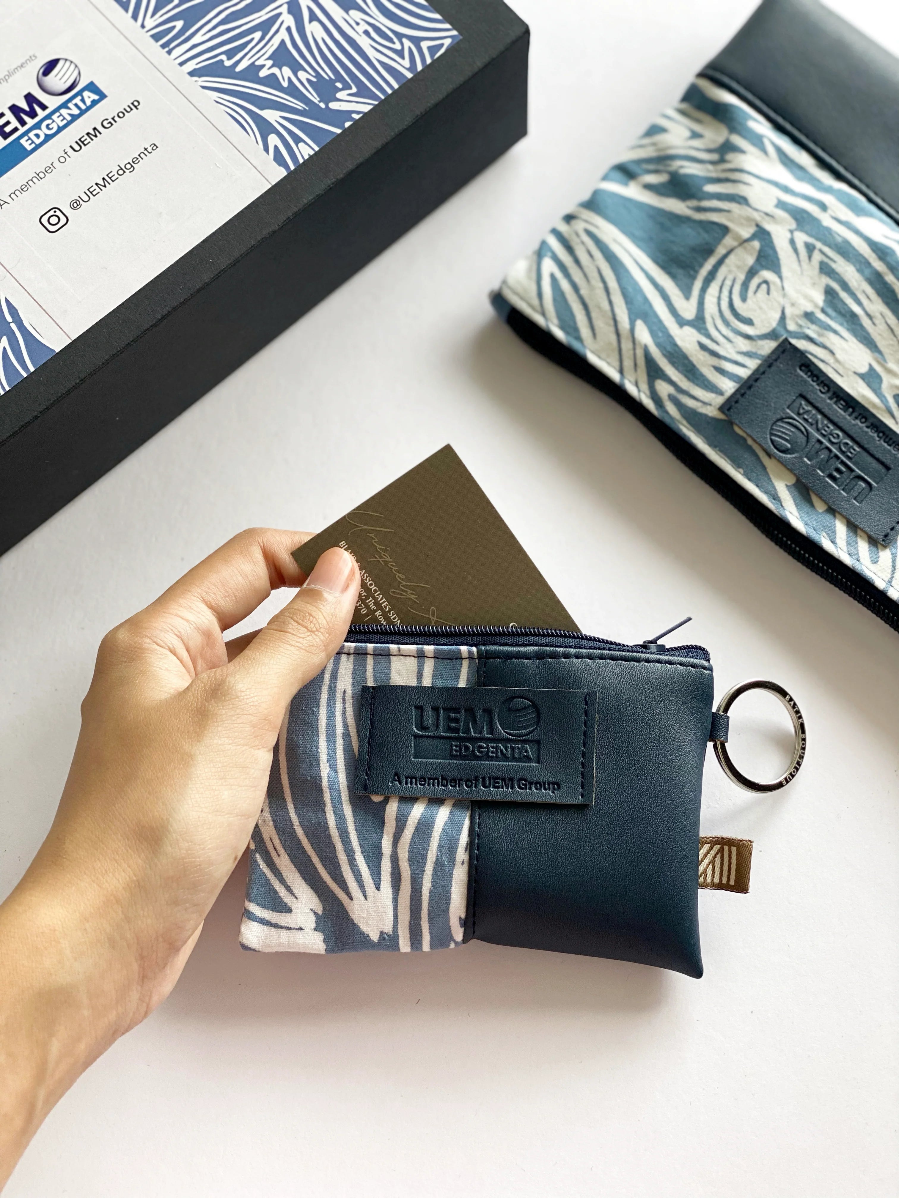 UEM | pouches &amp; card holders
