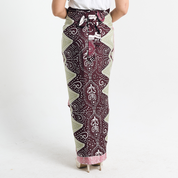 Back View of Batik Pareo – A rear view of the batik pareo, highlighting its intricate patterns and flowy silhouette