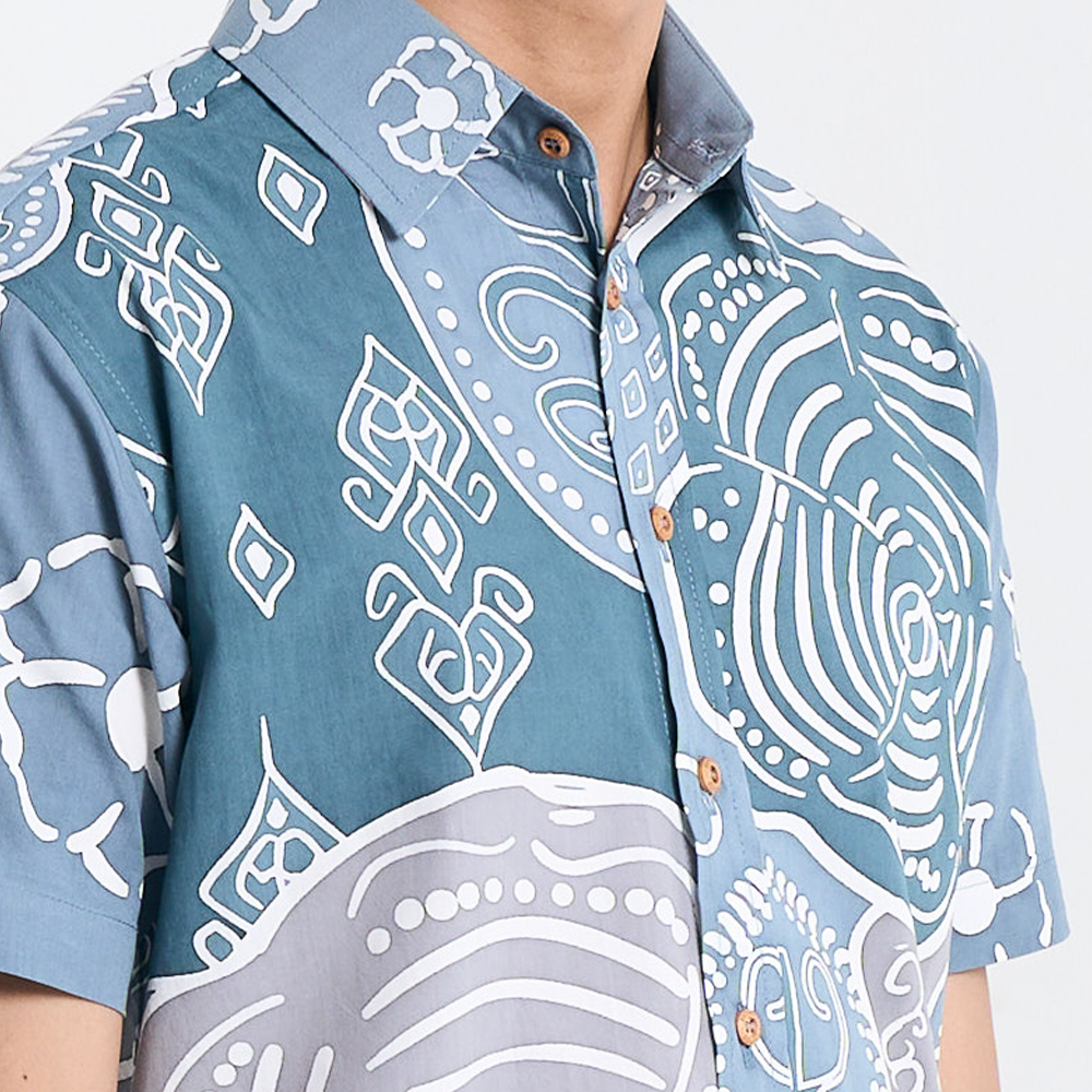 Close-up of the Slate Petola design, showcasing intricate hand-drawn batik patterns