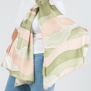 Moss bukit Close up of scarf 