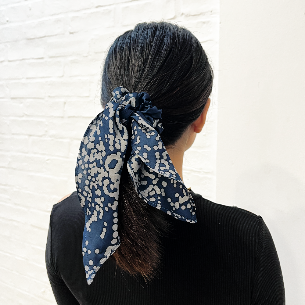 Scrunchies_NavyOrchid_1.png