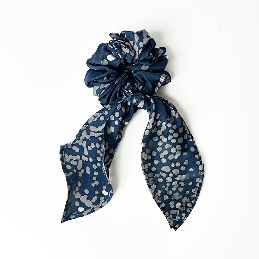 Scrunchies_NavyOrchid_2.png