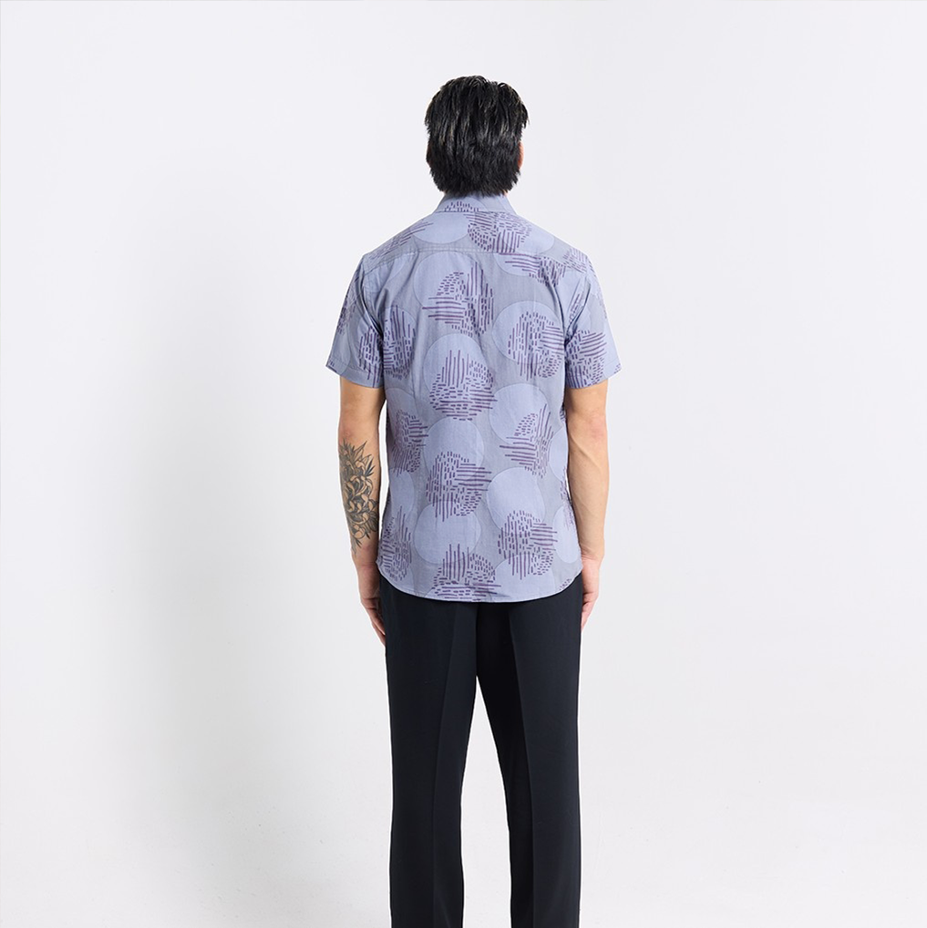 back view of the violet men's yuan dian shirt 