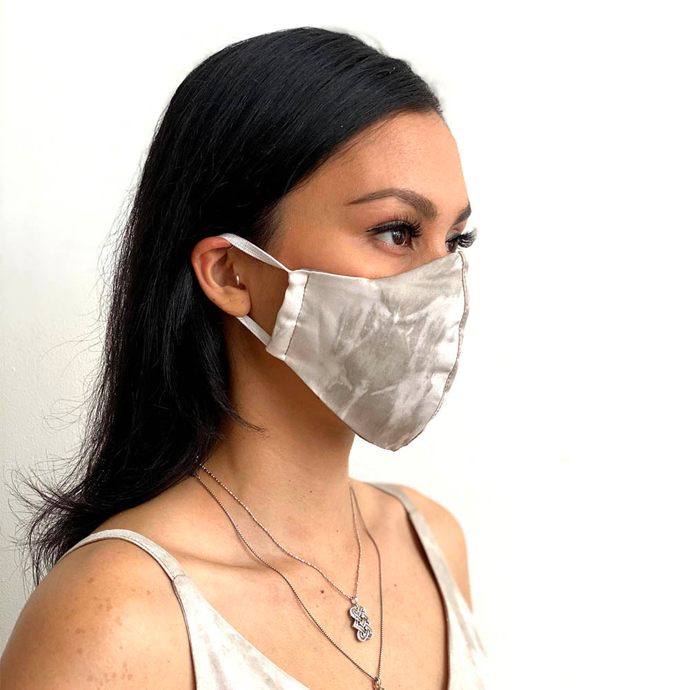 BatikRoundedFaceMask_MangosteenShibori_Model