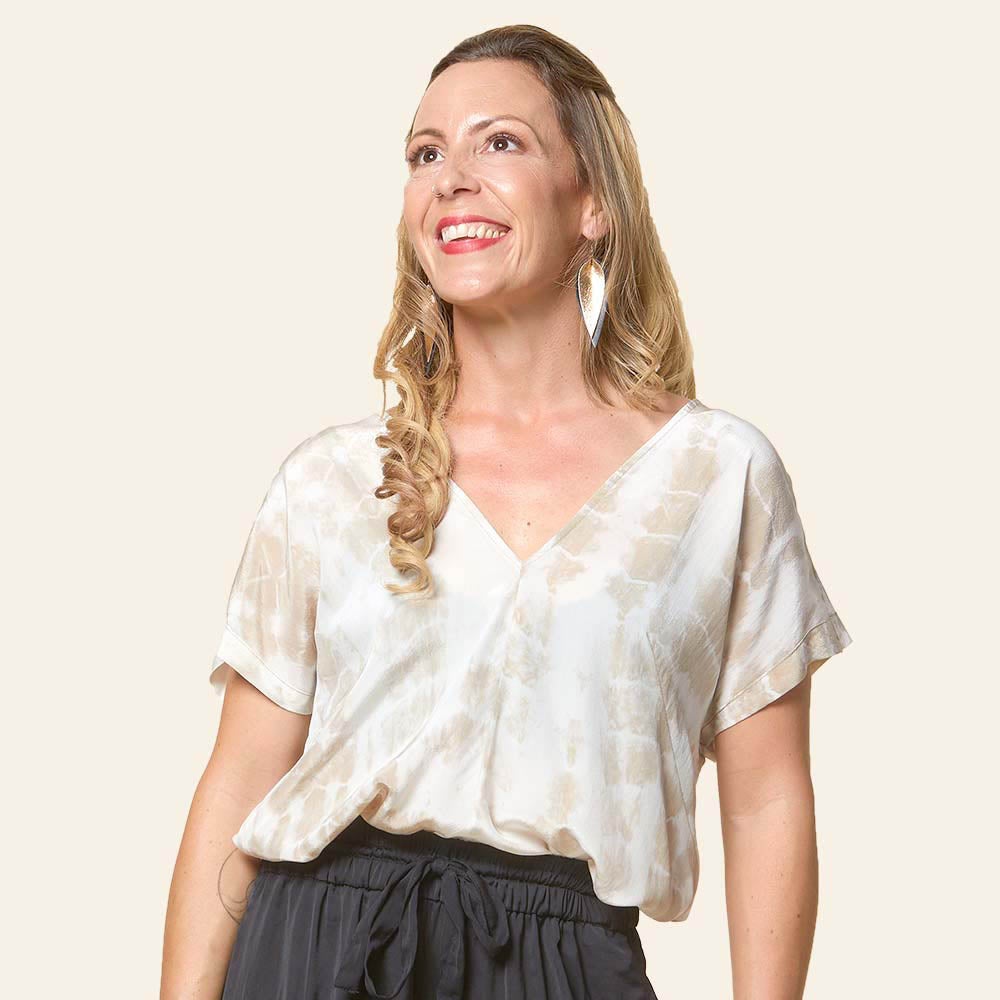 BatikSilkTee_MangosteenShibori_Model1
