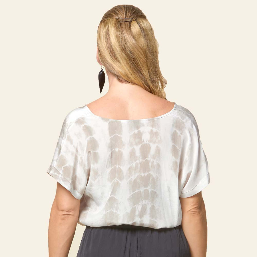 BatikSilkTee_MangosteenShibori_Model2